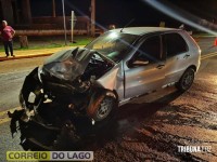 Motoristas abandonam veículos após colisão frontal em Santa Helena