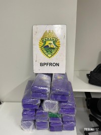 BPFRON apreende drogas em ônibus na cidade de Céu Azul