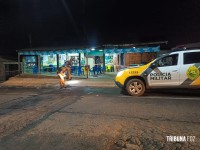 Padrasto acerta três tiros de pistola no enteado no Porto Meira