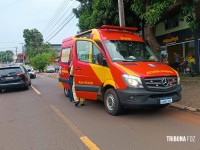 Ciclista é socorrido pelo Siate após colisão no Bairro Campos do Iguaçu