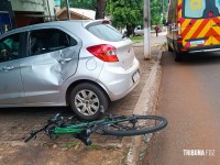 Ciclista é socorrido pelo Siate após colisão no Bairro Campos do Iguaçu