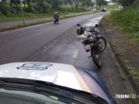 Guarda Municipal apreende maconha com motociclista que pilotava moto furtada