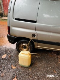 Policia Federal prende indivíduo com 300 litros de gasolina contrabandeada em Foz do Iguaçu