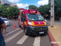 Passageira de moto é socorrida pelo Siate após queda de moto na Vila Portes