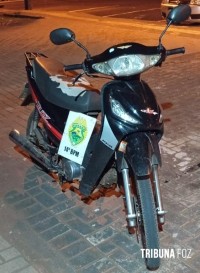 CHOQUE da Policia Militar recupera motocicleta furtada no Porto Meira