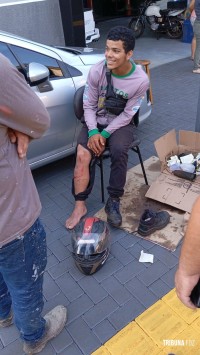 Siate socorre motociclista após colisão no Jardim das Flores