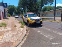 Motociclista é socorrido pelo Siate após colisão na Av. Javier Koelbel