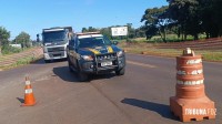 Motociclista é socorrida pelo Siate após colisão na Av. das Cataratas