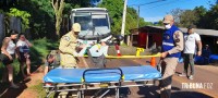 Motociclista fica gravemente ferida após queda de moto na região da Vila Carimã
