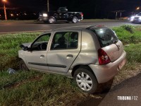 Motociclista é socorrido pelo Siate após queda na BR-277