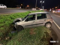 Motociclista é socorrido pelo Siate após queda na BR-277