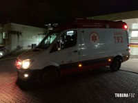 SAMU transfere vítima alvejada tiros do UPA para o Hospital Municipal