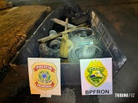 BPFRON e Polícia Federal apreendem embarcação carregada com pneus em Foz do Iguaçu