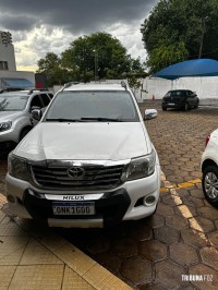 GDE recupera caminhonete roubada e prende moradora no Bairro Três Bandeiras