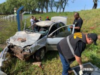 Motorista morre após atravessar muro com veículo e atingir alambrado em SMI 