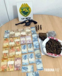 PM prende homem com arma de fogo e maconha no Bairro Porto Belo