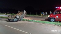 Mecânico pega carro de cliente e acaba capotando no Bairro Cidade Nova