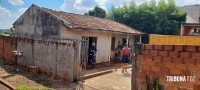 Bombeiros intervém em principio de incêndio a residência no Bairro Porto Meira