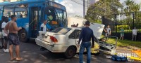 Duas pessoas feridas após colisão entre carro e ônibus na Vila Maracanã