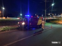 Motociclista é socorrido pelo Siate após queda no Parque Presidente II