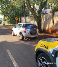 Policia Militar recupera veículo roubado no Bairro Três Bandeiras