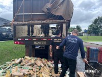 Policia Federal e Receita Federal apreendem 3 toneladas de entorpecentes na aduana da Ponte da Amizade