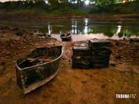 Policia Federal apreende embarcação com cigarros contrabandeados no Rio Paraná