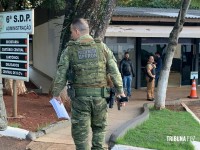 Policia Militar prende três assaltantes após tentativa de roubo defronte a uma unidade militar