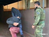 Policia Militar prende três assaltantes após tentativa de roubo defronte a uma unidade militar