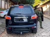 Policia Militar prende três assaltantes após tentativa de roubo defronte a uma unidade militar