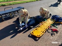 Siate socorre motociclista após colisão na Av. Bem-Te-Vi no Portal da Foz