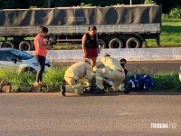 Siate socorre vítima de atropelamento na marginal da BR-277