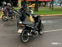 Motociclista morre após colisão com ônibus na Av. Juscelino Kubistchek