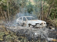 PM prende motorista com 88 Kg de maconha após capotamento e incêndio