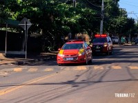 Homem embriagado cai do telhado do vizinho e é socorrido pelo Siate