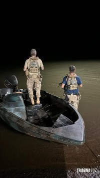 Policia Federal apreende 1 tonelada de drogas em embarcação vinda do Paraguai no Lago de Itaipu