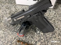 Cidadão aciona a PM e realiza entrega voluntária de uma pistola .380mm