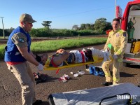 Motociclista é socorrido pelo Siate após colisão na Av. Perimetral Leste