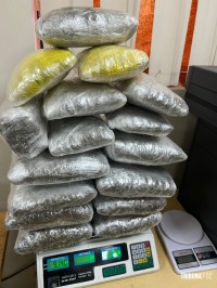 Polícia Federal, RF e FN prendem homem transportando uma mala contendo 9 Kg de drogas