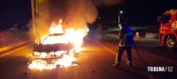 Bombeiros intervém em incêndio a veículo no final da Av. General Meira