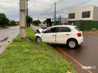 Condutor morre após colidir veículo contra um poste no Jardim Nacional