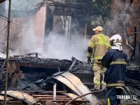 Imóvel abandonado e usado por moradores de rua é incendiado no Bairro Campos do Iguaçu