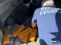 Receita Federal e Polícia Federal apreendem 455 Kg de maconha na Ponte da Amizade