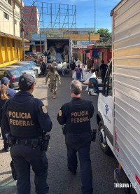 A Polícia Federal e Receita Federal realizam Operação contra o contrabando em Foz do Iguaçu