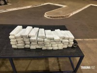 PF, RF, FN e PM localizam veículo que fugiu de abordagem na aduana com tabletes de maconha