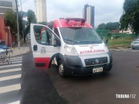 Motociclista é socorrido pelo SAMU após colisão na Vila Maracanã