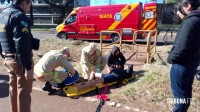 Ciclista adolescente é socorrido pelo Siate após ser atropelado por moto na Av. Tancredo Neves