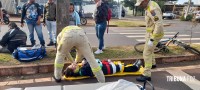 Siate socorre ciclista após colisão com moto na Av. Felipe Wandscheer