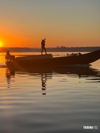 BPFRON prende homem contrabandeando 12.500 pacotes de cigarro no Lago de Itaipu