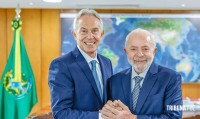 Lula e Tony Blair conversam sobre G20 e combate a extremismo